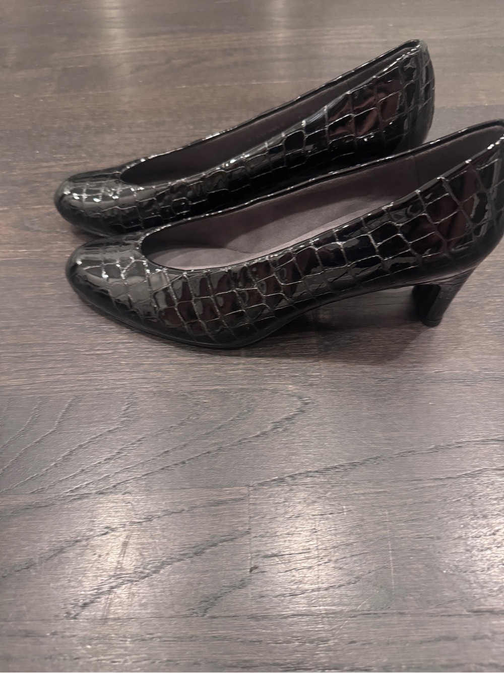 Stuart Weitzman Black Croc-Embossed Patent pumps